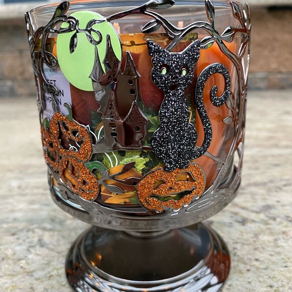 Bath & Body Works Other - Halloween Scene Metal Candle Holder